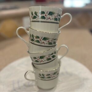 LEFTON HOLLY HOLIDAY BONE CHINA MUGS